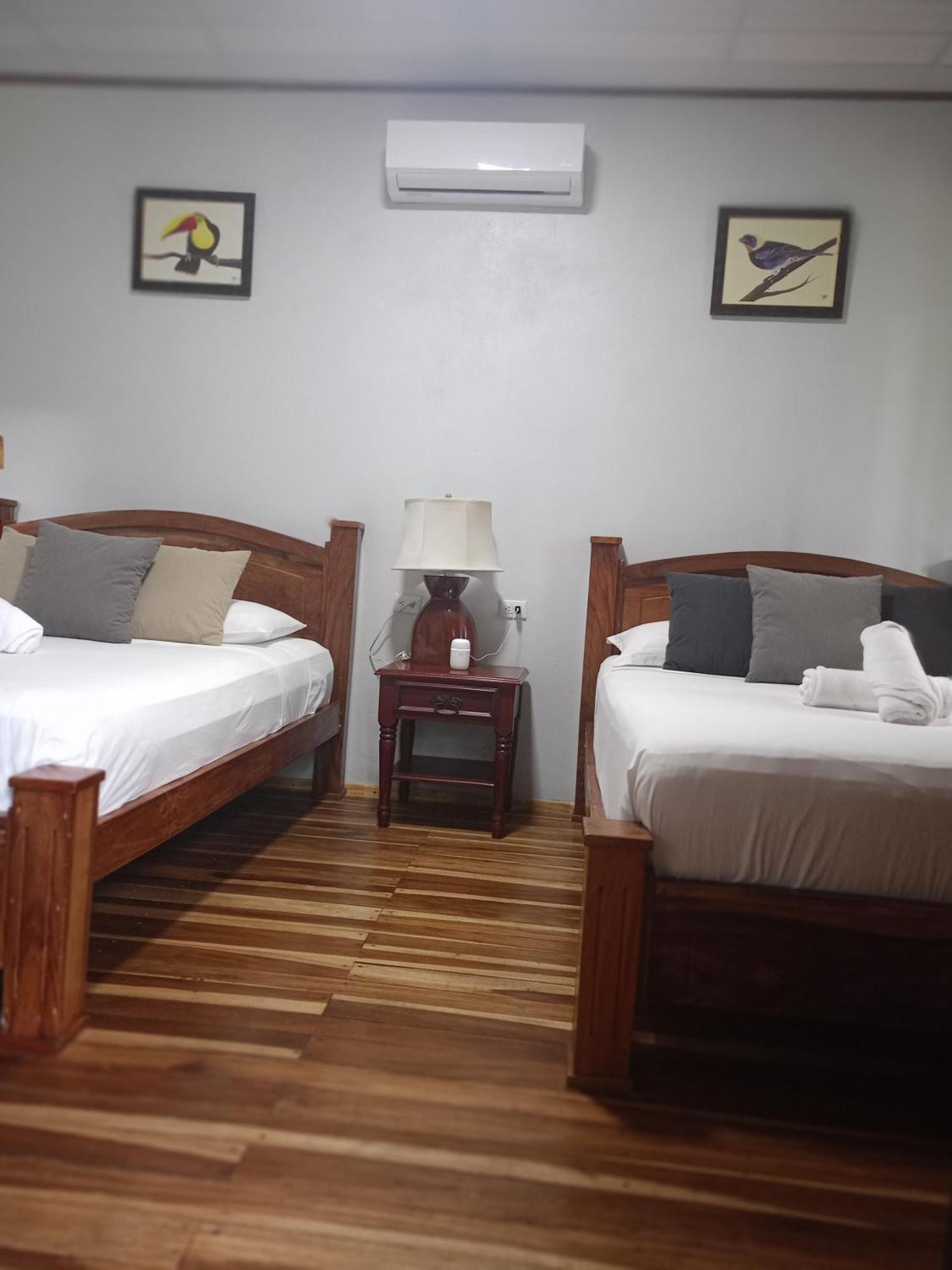 Bungalow Batsu Apartment La Fortuna Room photo